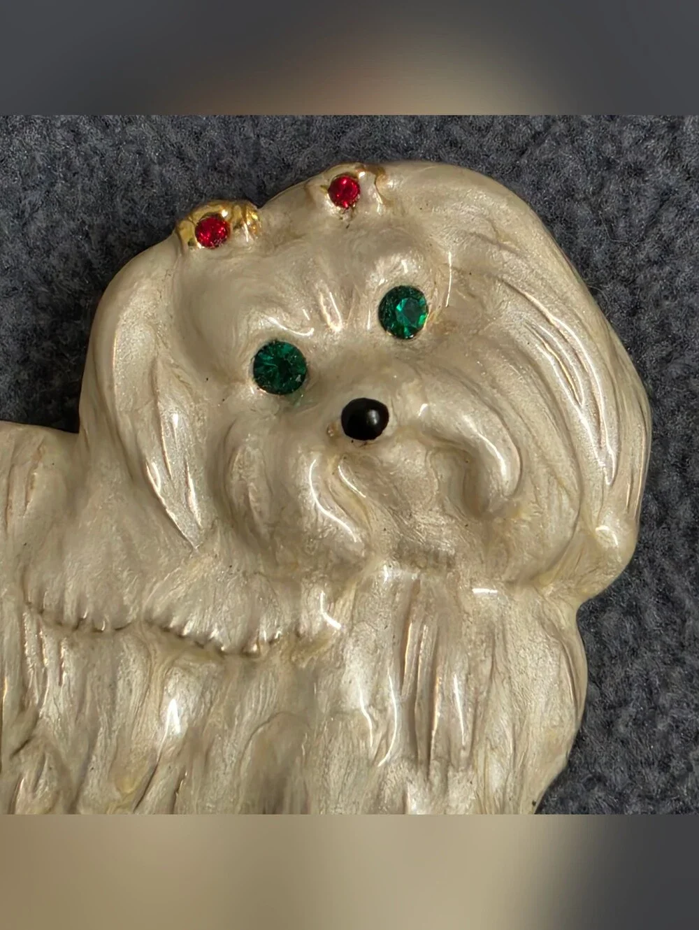 White Maltese Shih Tzu Dog Brooch Green Rhinestone Eyes Red Bows Pin New